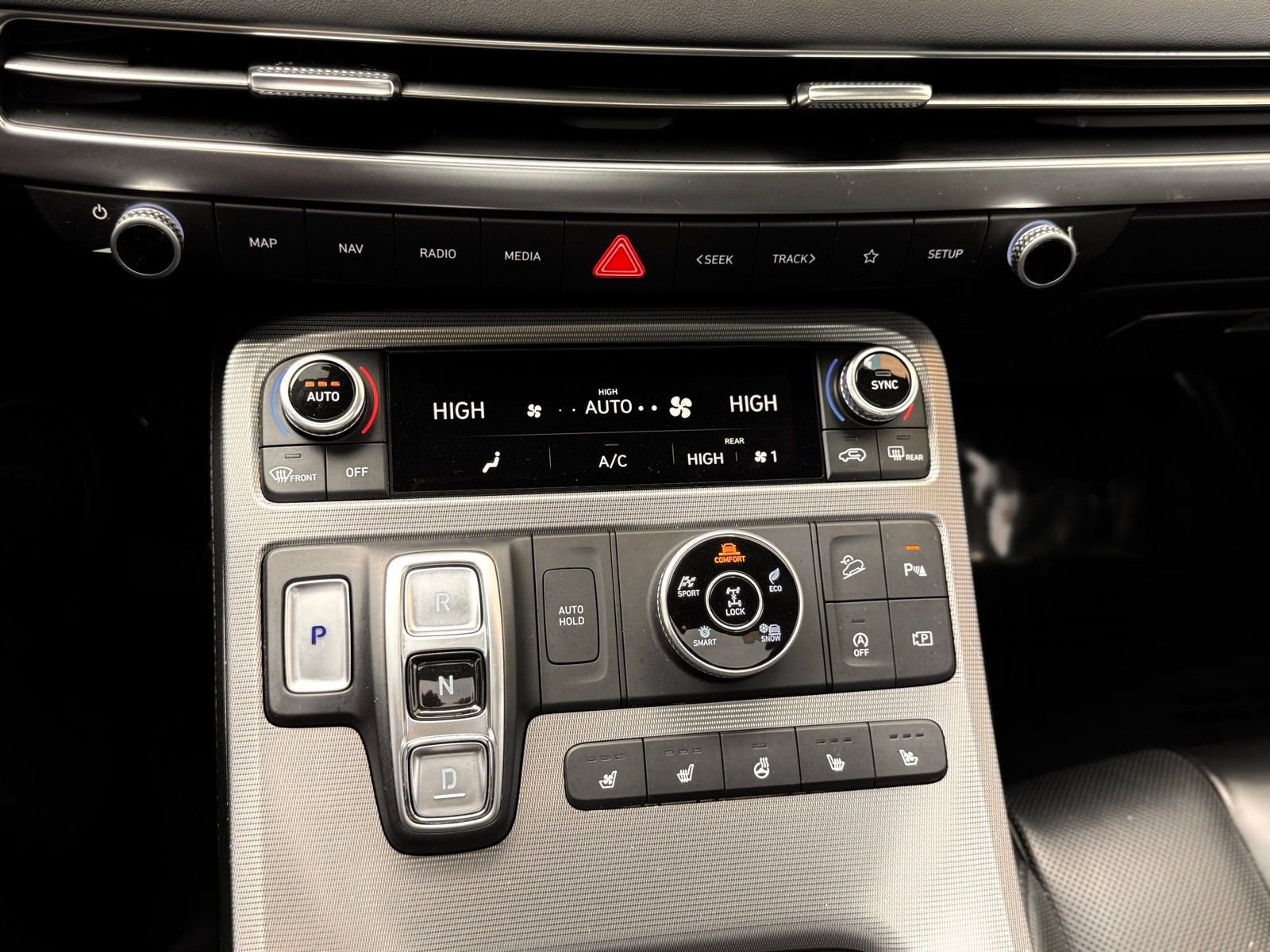 Used 2024 Hyundai Palisade Calligraphy image 55