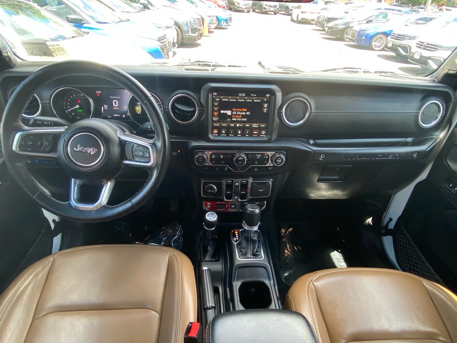 Used 2023 Jeep Wrangler Unlimited Rubicon 4xe w/ Cold Weather Group AWD/4WD image 14