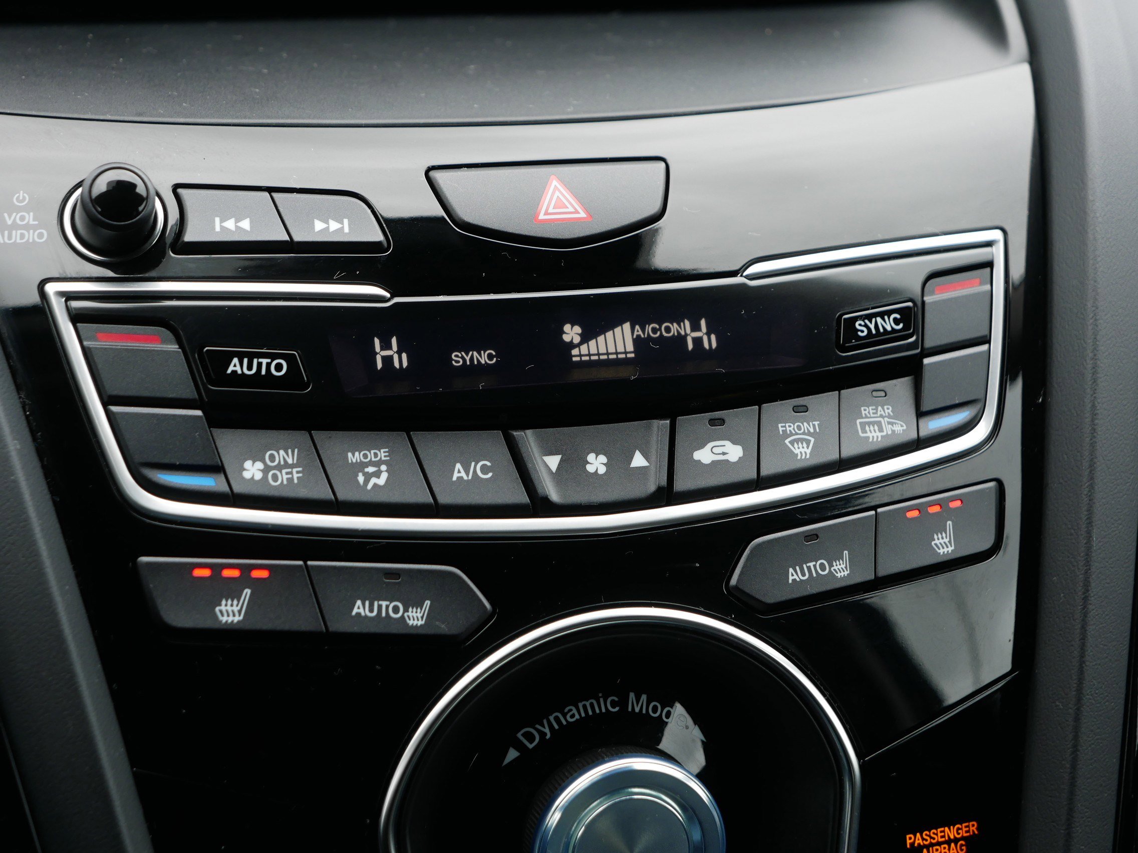 Certified 2025 Acura RDX SH-AWD w/ Technology Package image 23