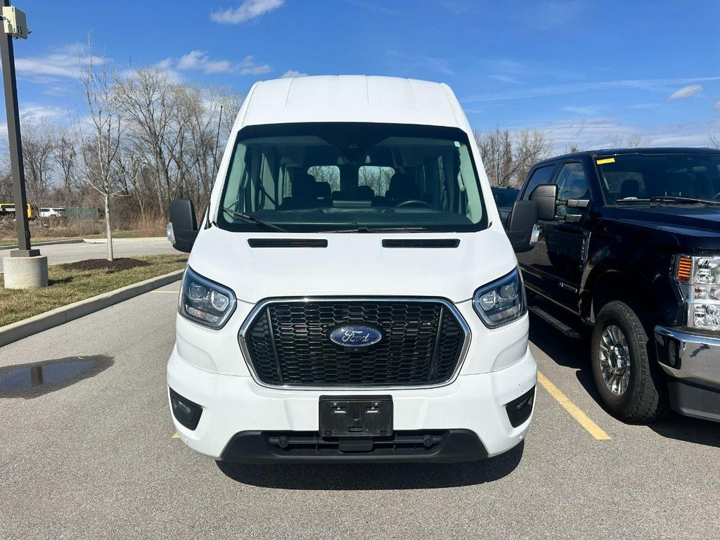 Used 2023 Ford Transit 350 XLT image 2