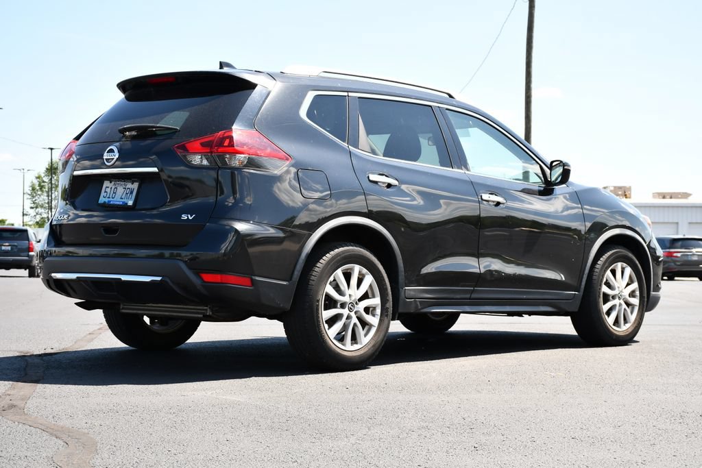 Used 2018 Nissan Rogue SV FWD image 7