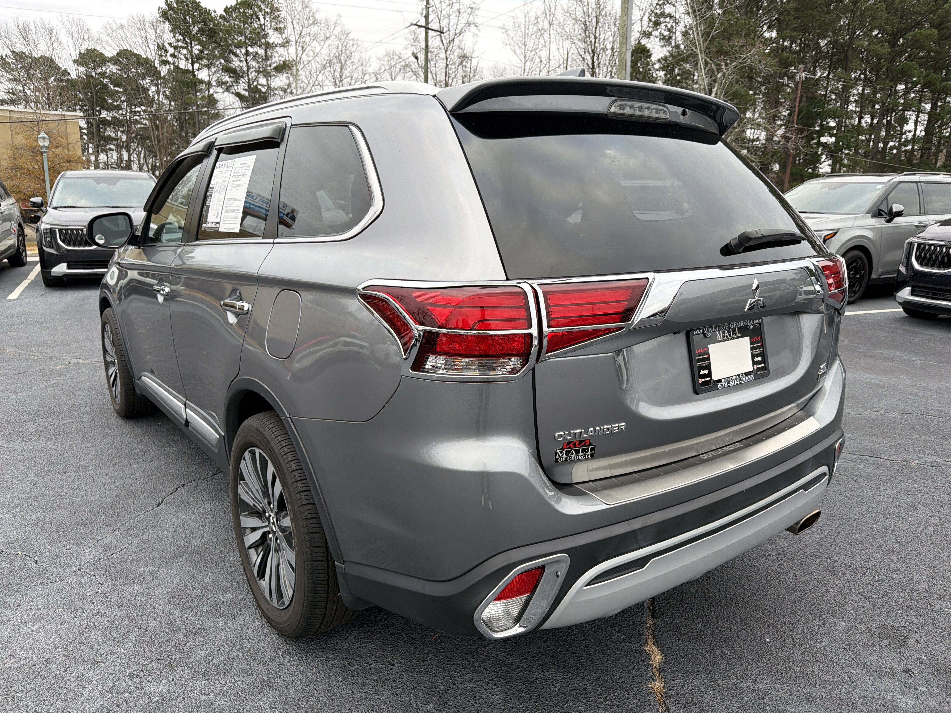 Used 2020 Mitsubishi Outlander SEL image 5