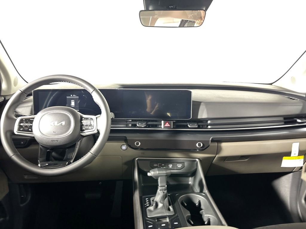 New 2026 Kia Carnival FWD image 12