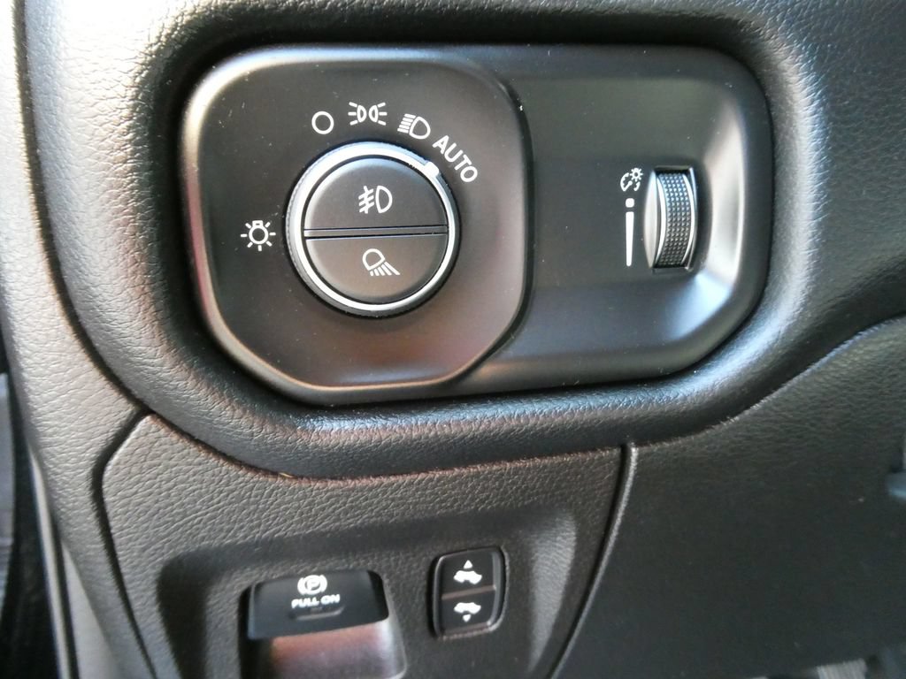 Used 2021 RAM 1500 Big Horn AWD/4WD image 26