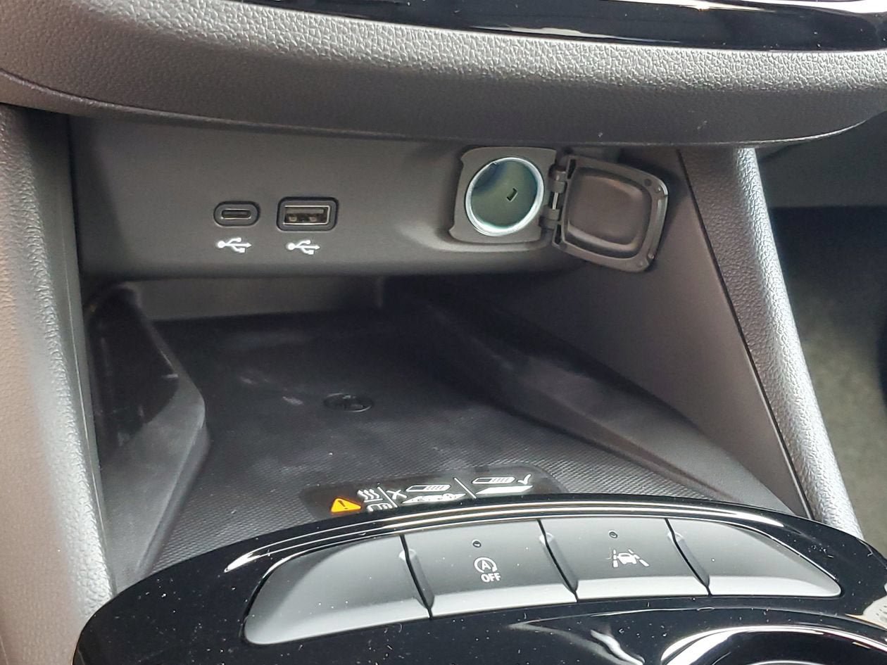 New 2026 Buick Envista Sport Touring w/ Convenience II Package FWD image 23