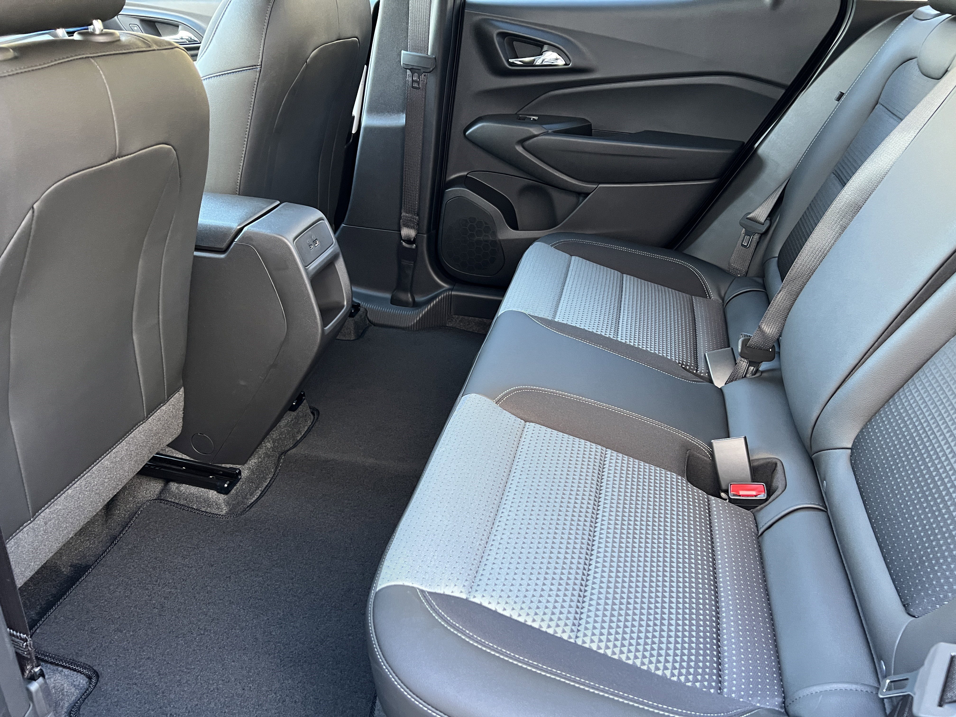 New 2026 Chevrolet Trax LT w/ Driver Confidence Package image 15