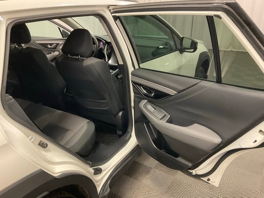 Used 2024 Subaru Outback Onyx Edition XT image 28