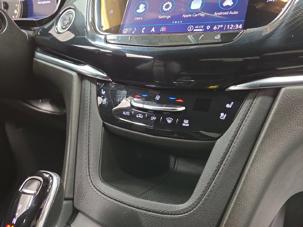 Used 2022 Cadillac XT6 Sport w/ Technology Package AWD/4WD image 17