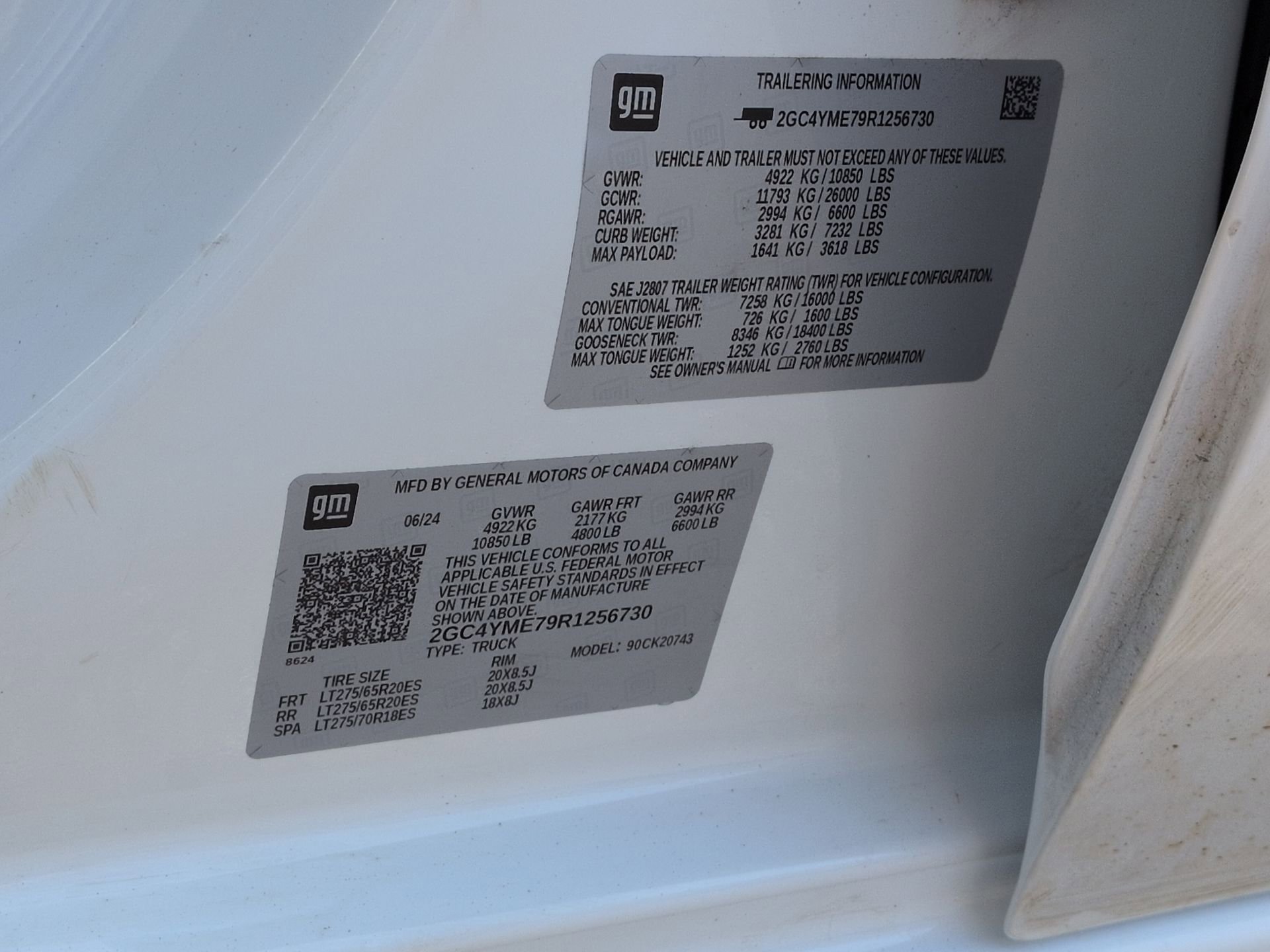 Used 2024 Chevrolet Silverado 2500 Custom w/ Custom Convenience Package AWD/4WD image 34