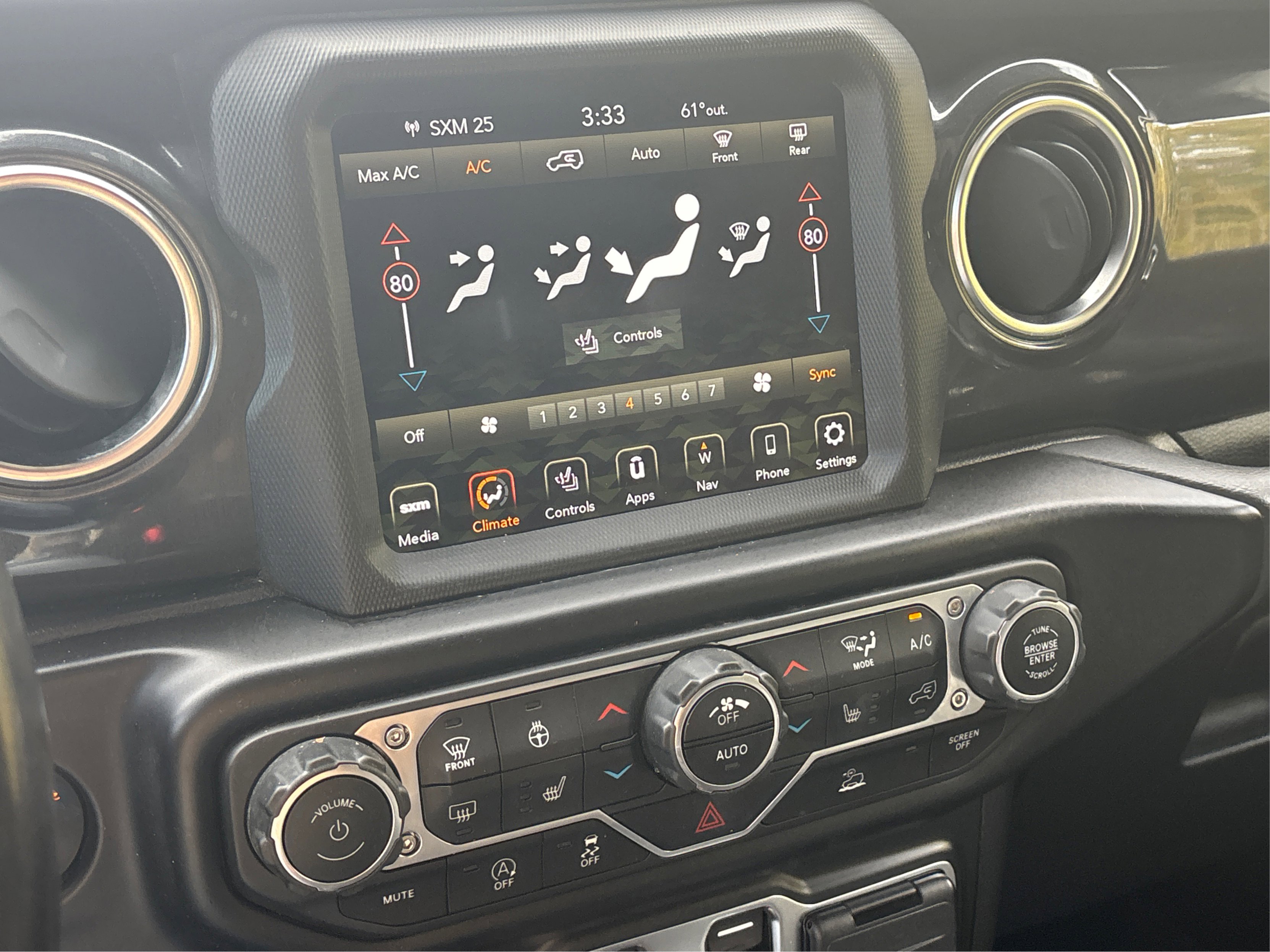 Used 2021 Jeep Wrangler Unlimited Sahara image 41