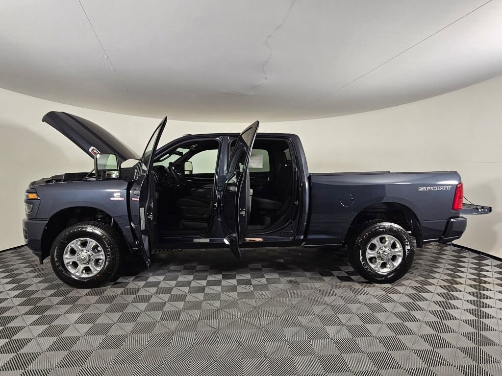 New 2026 RAM 3500 Big Horn image 17