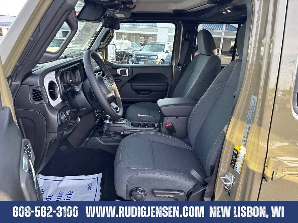 New 2025 Jeep Gladiator Sport w/ Dual Top Group AWD/4WD image 9