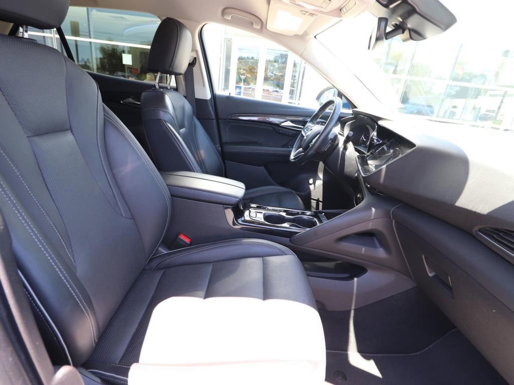 Used 2023 Buick Envision Essence image 14