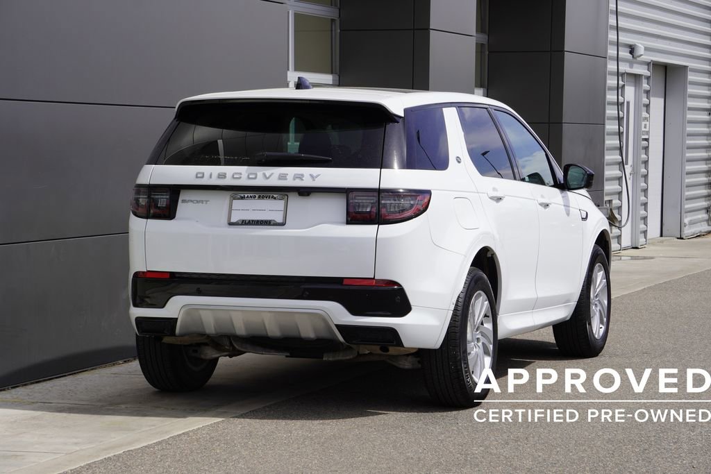 Used 2025 Land Rover Discovery Sport S image 2
