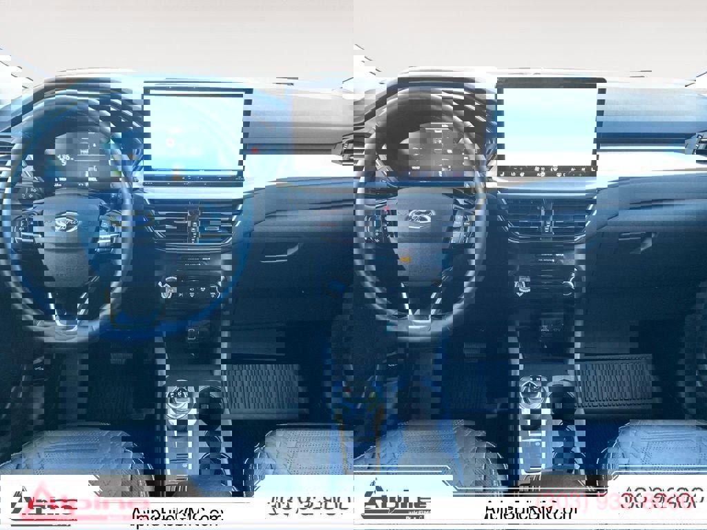 Used 2023 Ford Escape Platinum w/ Premium Technology Package image 10