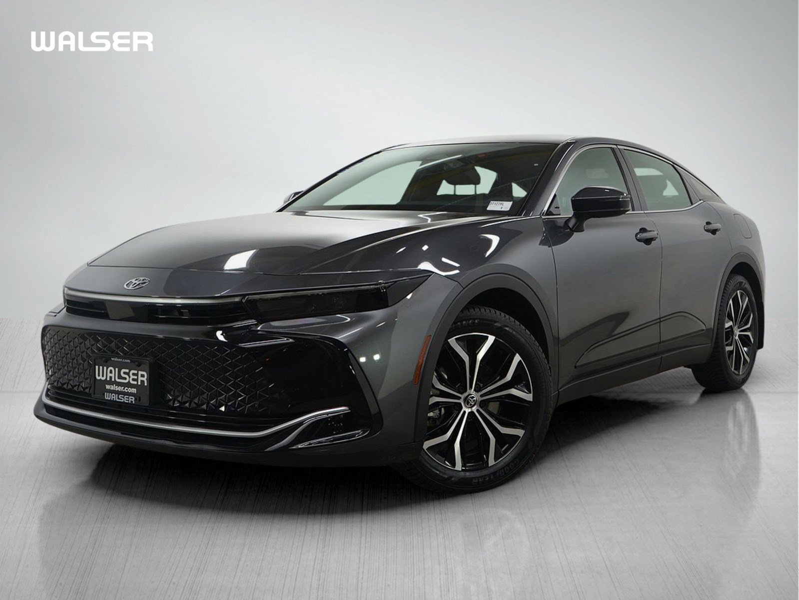 Used 2023 Toyota Crown XLE