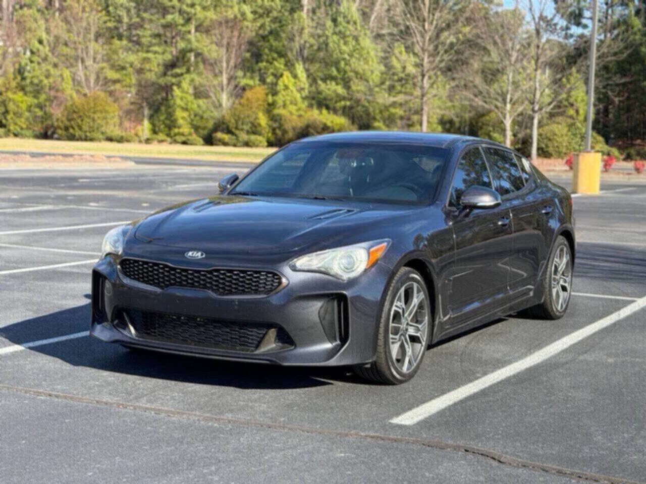 Used 2021 Kia Stinger GT-Line w/ Sun & Sound Package RWD image 3