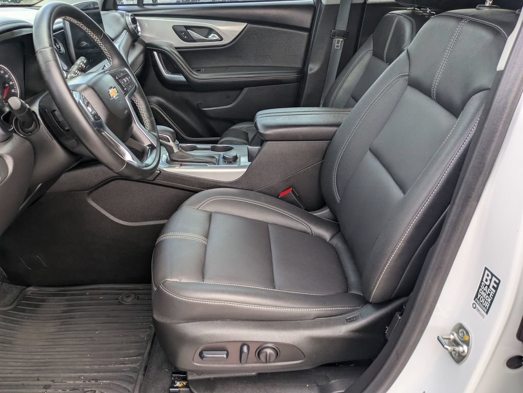 Used 2024 Chevrolet Blazer LT FWD image 14