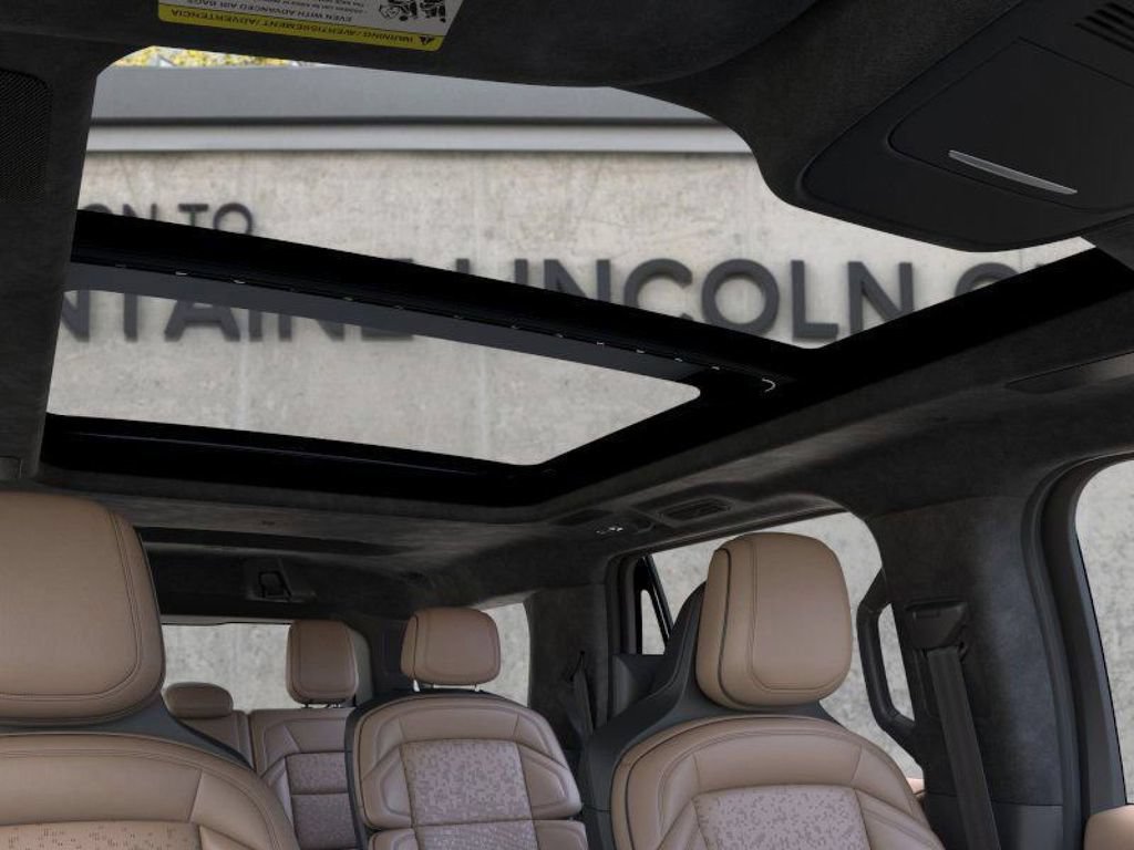 New 2026 Lincoln Navigator Black Label AWD/4WD image 22