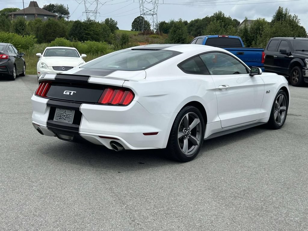 Used 2015 Ford Mustang GT RWD image 5