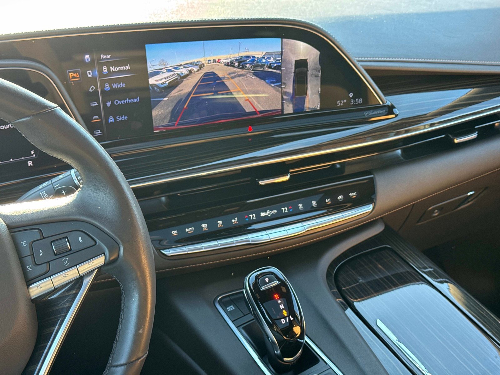 Used 2021 Cadillac Escalade Premium Luxury image 3