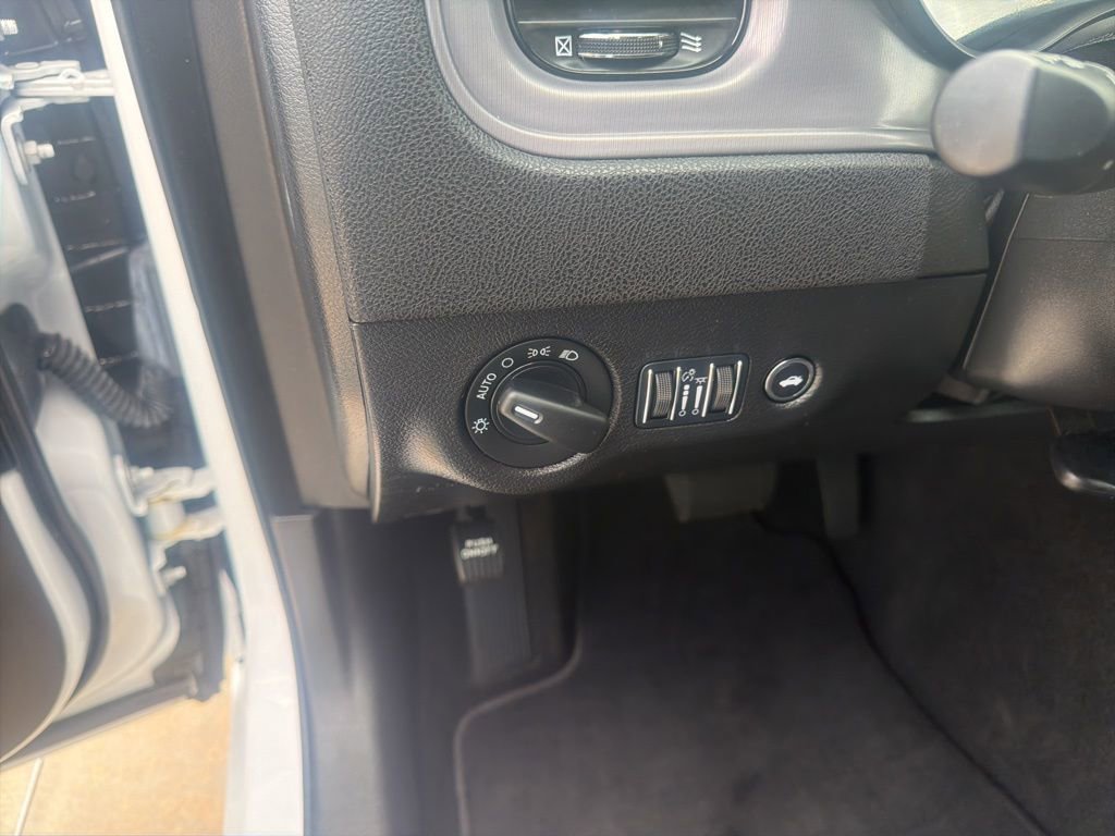 Used 2023 Dodge Charger SXT w/ Blacktop Package RWD image 12