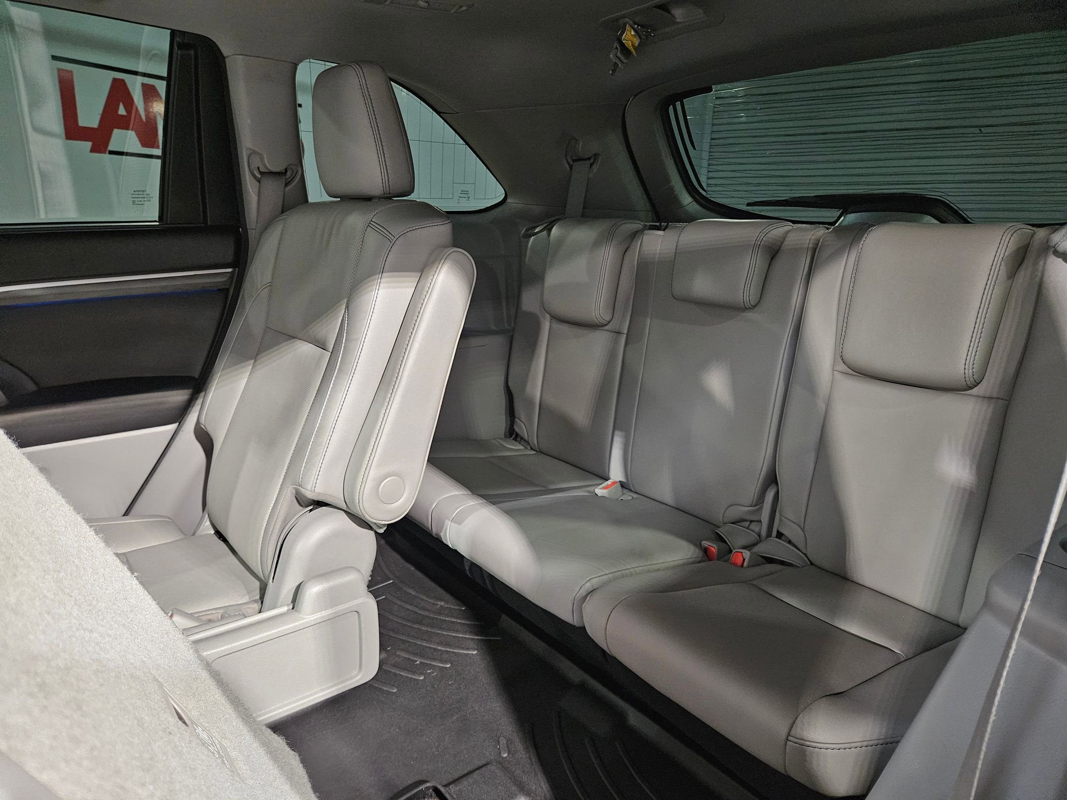 Used 2017 Toyota Highlander Limited Platinum image 40