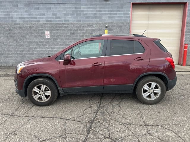 Used 2016 Chevrolet Trax LT image 2