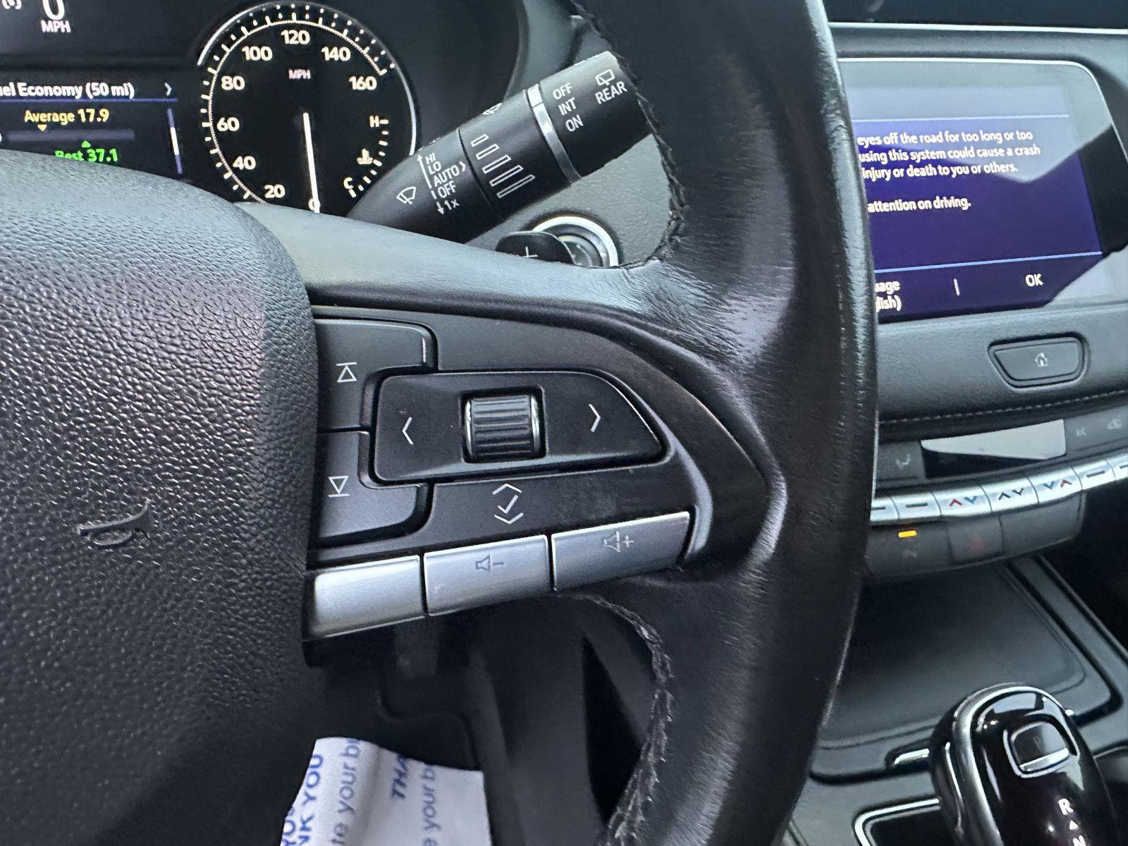 Used 2020 Cadillac XT4 Premium Luxury image 24