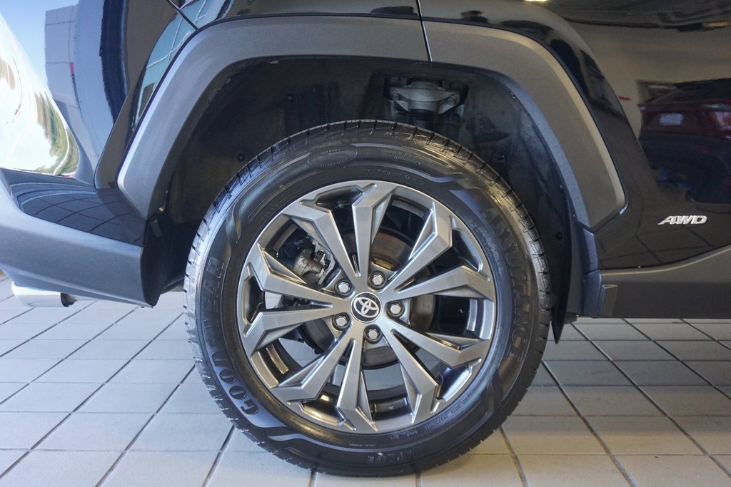 Certified 2024 Toyota RAV4 XLE Premium image 35
