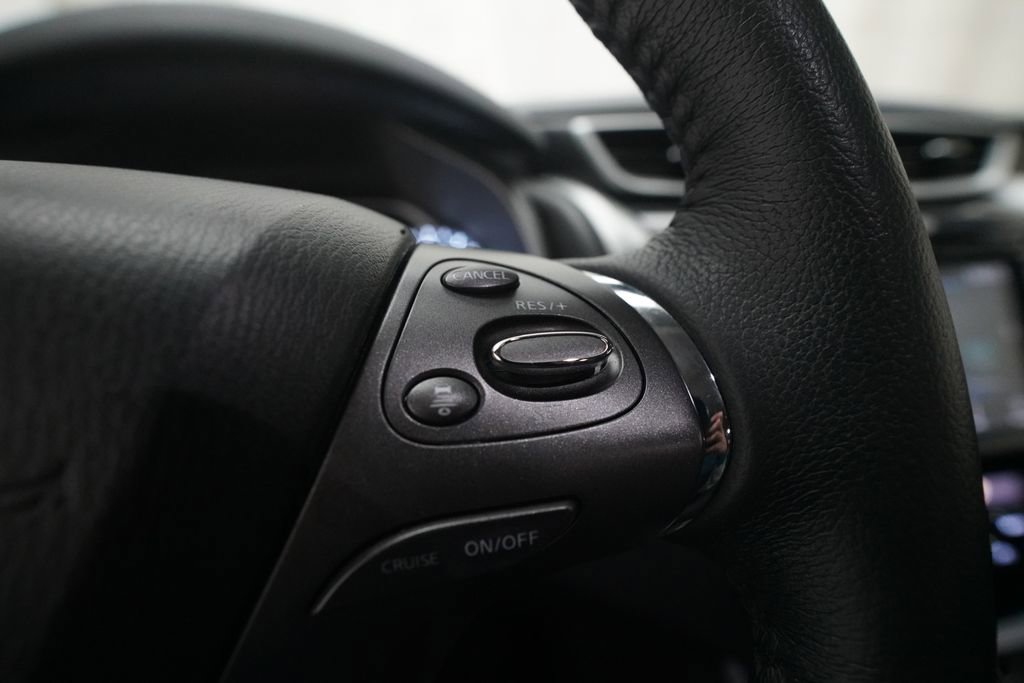 Certified 2023 Nissan Murano SV image 18