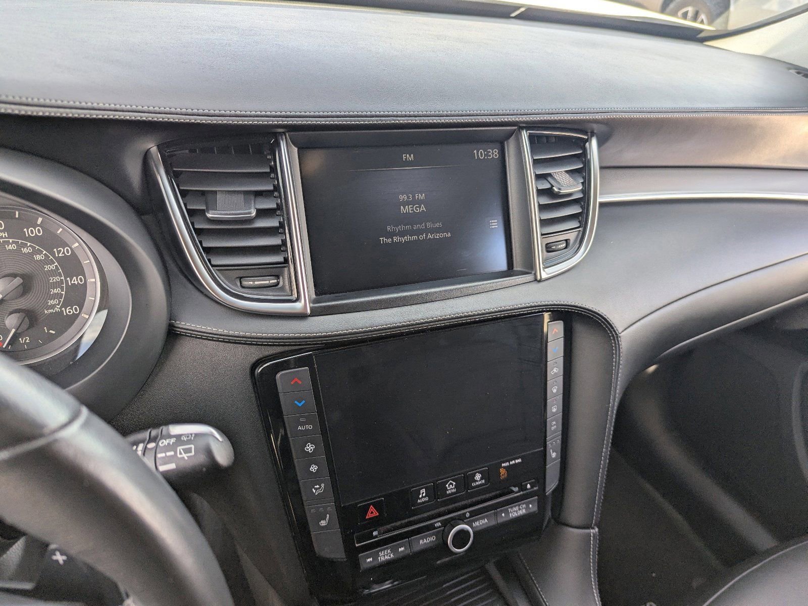 Used 2021 INFINITI QX50 Luxe image 26