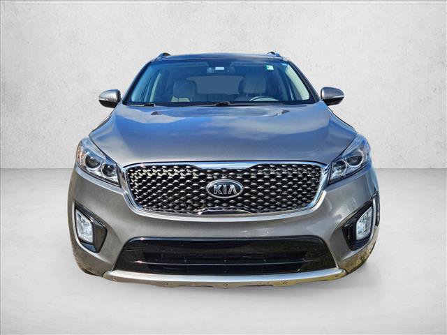 Used 2017 Kia Sorento SX image 2