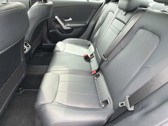 Used 2025 Mercedes-Benz CLA 250 image 17