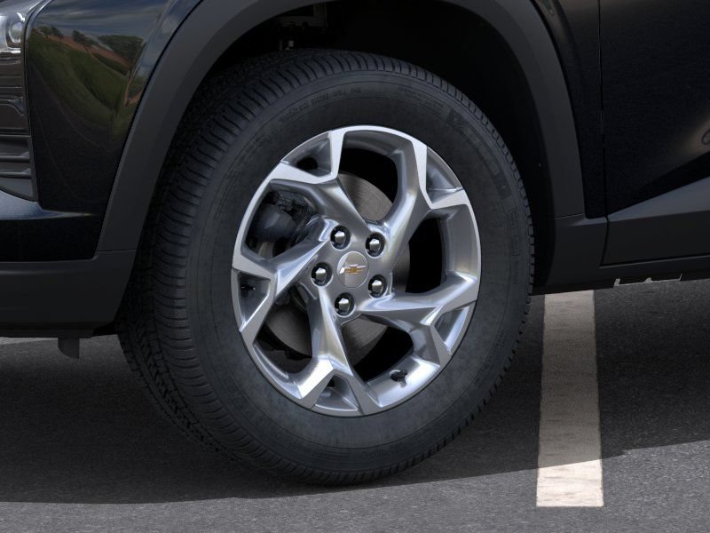 New 2026 Chevrolet Trax LS w/ LS Convenience Package FWD image 18