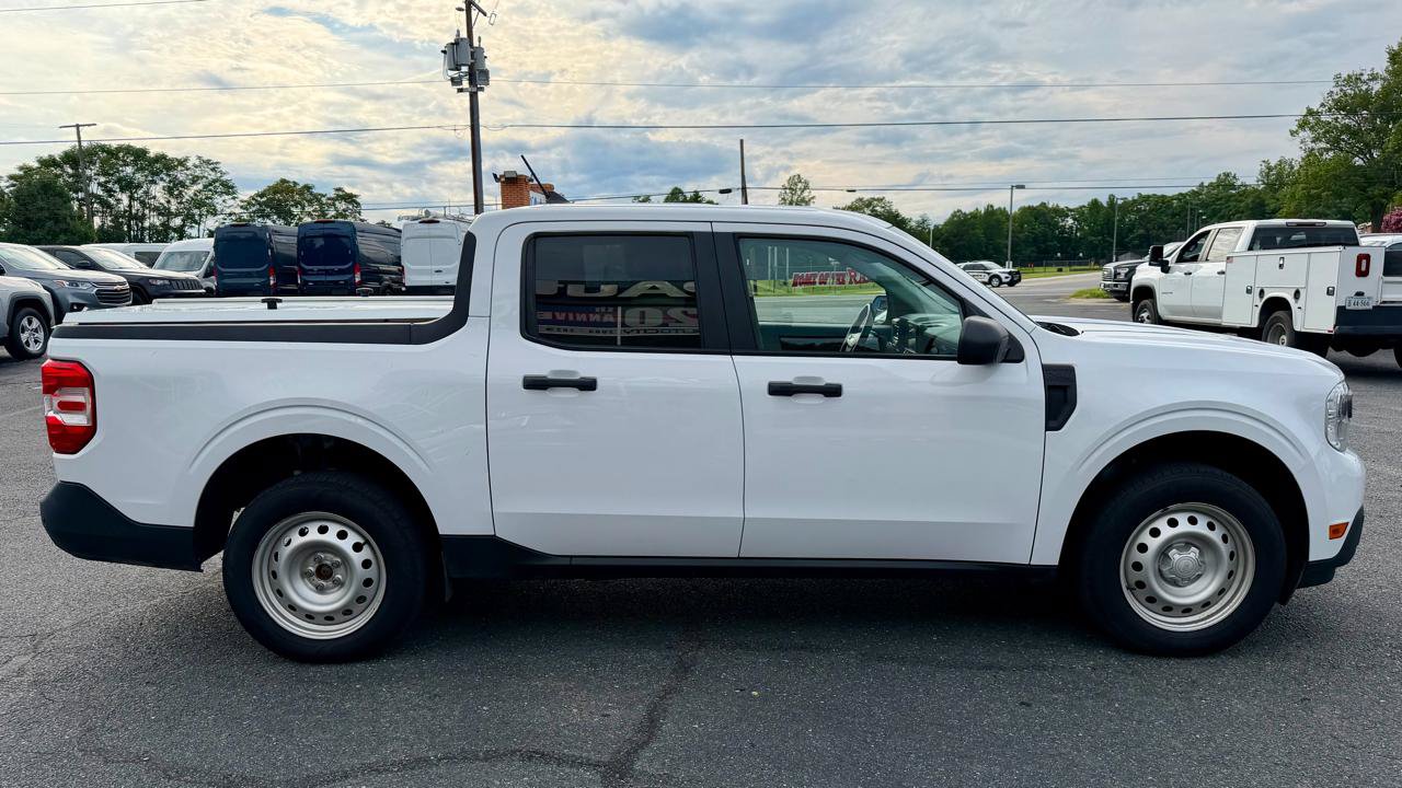 Used 2022 Ford Maverick XL w/ Equipment Group 100A Standard AWD/4WD image 5