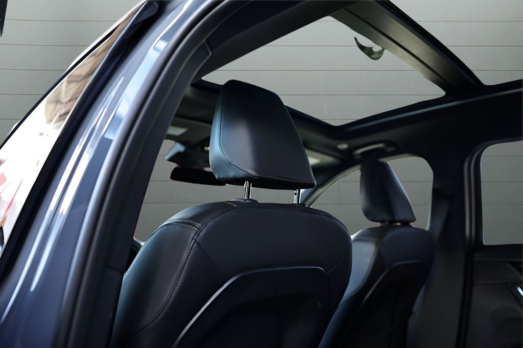 Used 2023 BMW X1 xDrive28i w/ Convenience Package image 50