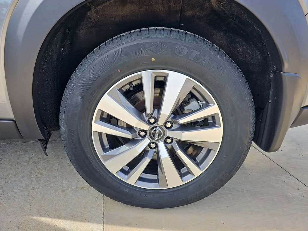 Used 2022 Nissan Pathfinder SL image 20