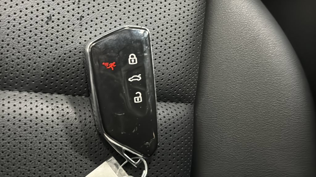 Used 2023 Volkswagen ID.4 Pro S AWD/4WD image 39