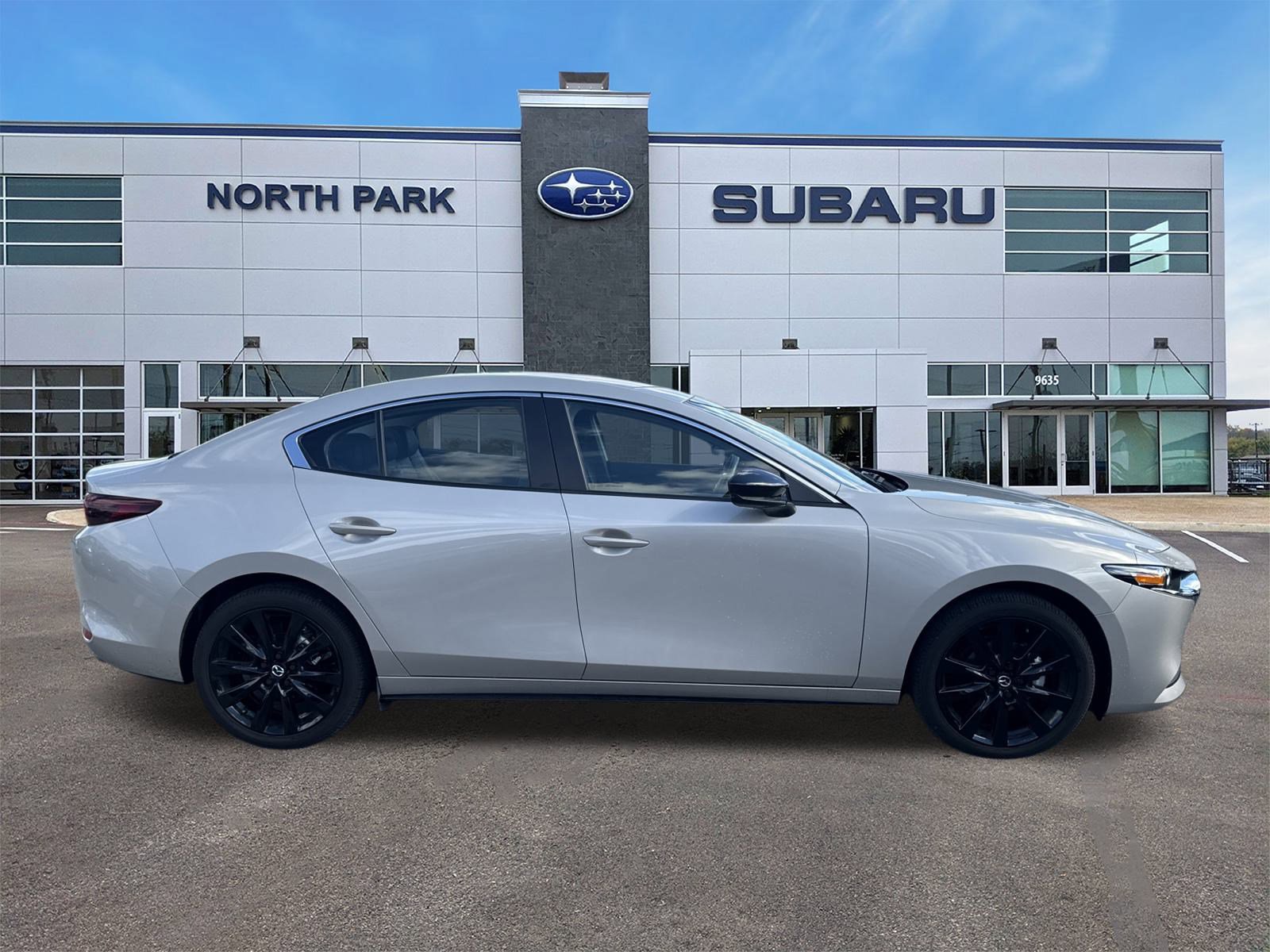 Used 2024 MAZDA MAZDA3 s image 2