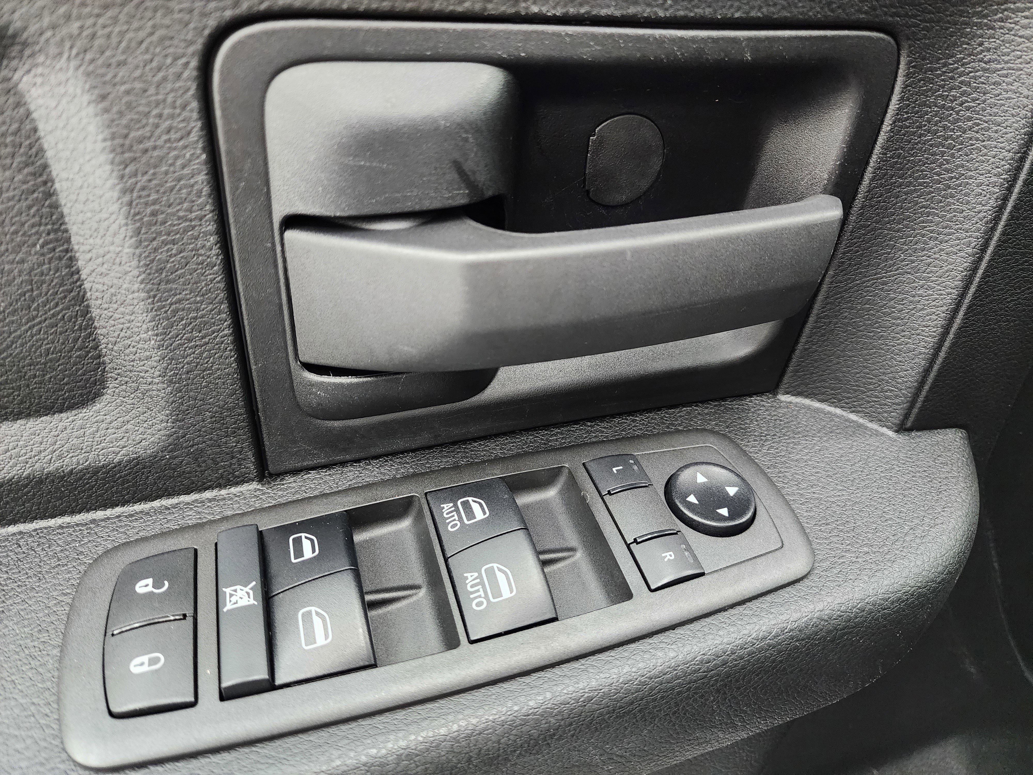 Used 2021 RAM 3500 Tradesman image 39