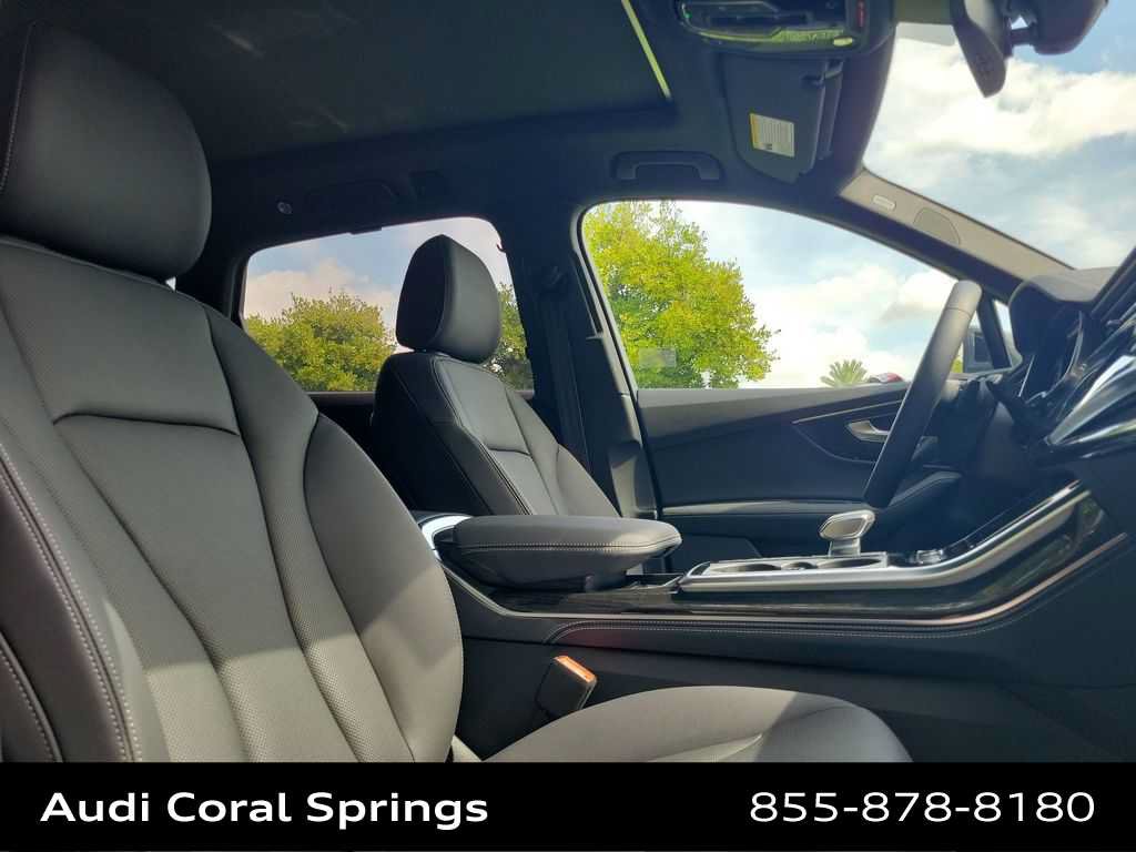 Certified 2025 Audi Q7 3.0T Premium Plus w/ Premium Plus Package AWD/4WD image 22