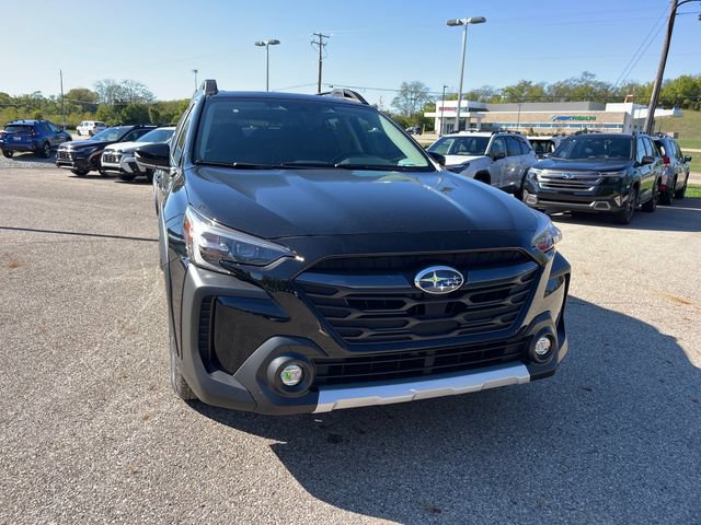 New 2025 Subaru Outback Limited image 2