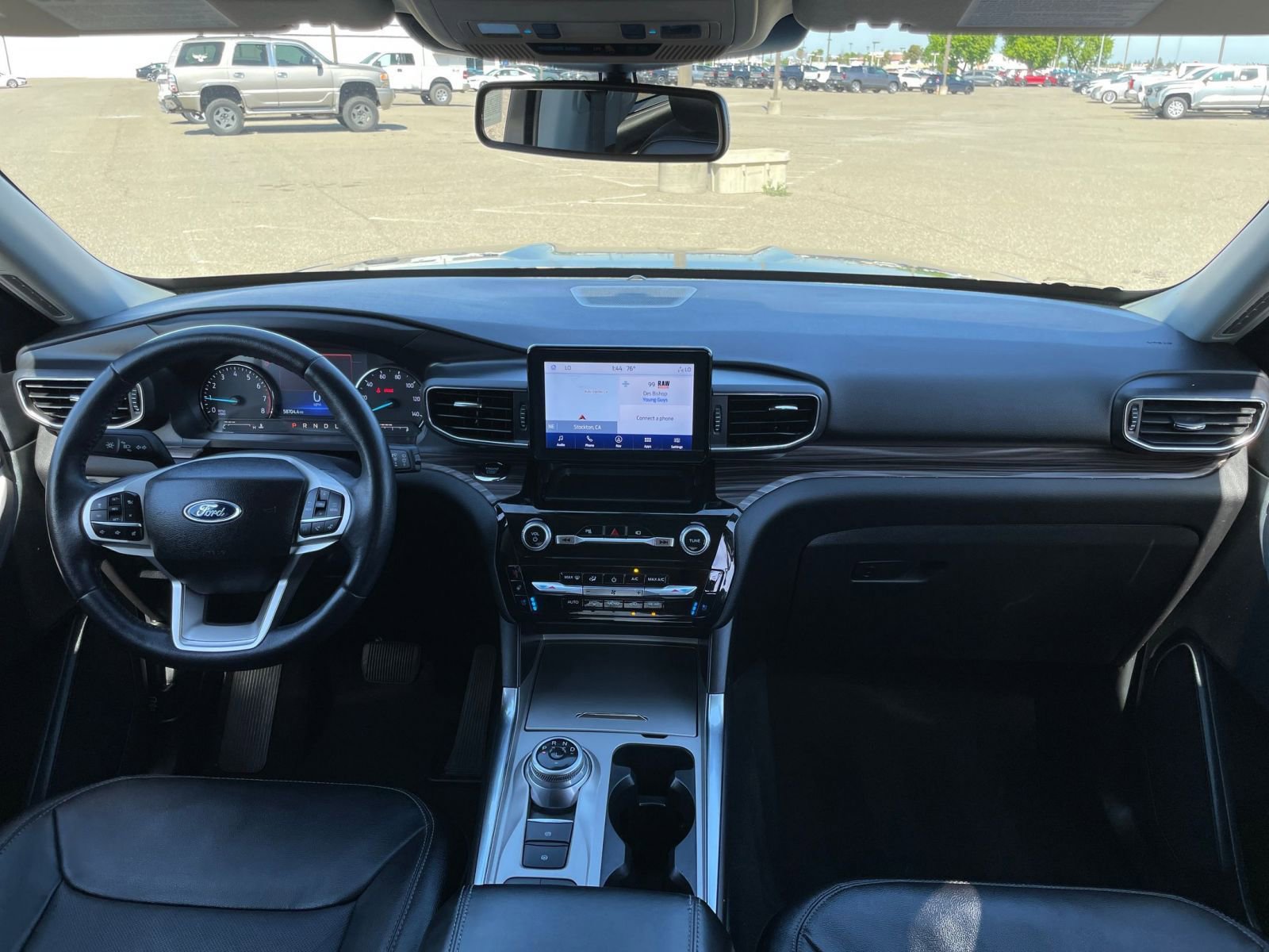 Used 2023 Ford Explorer Limited image 37