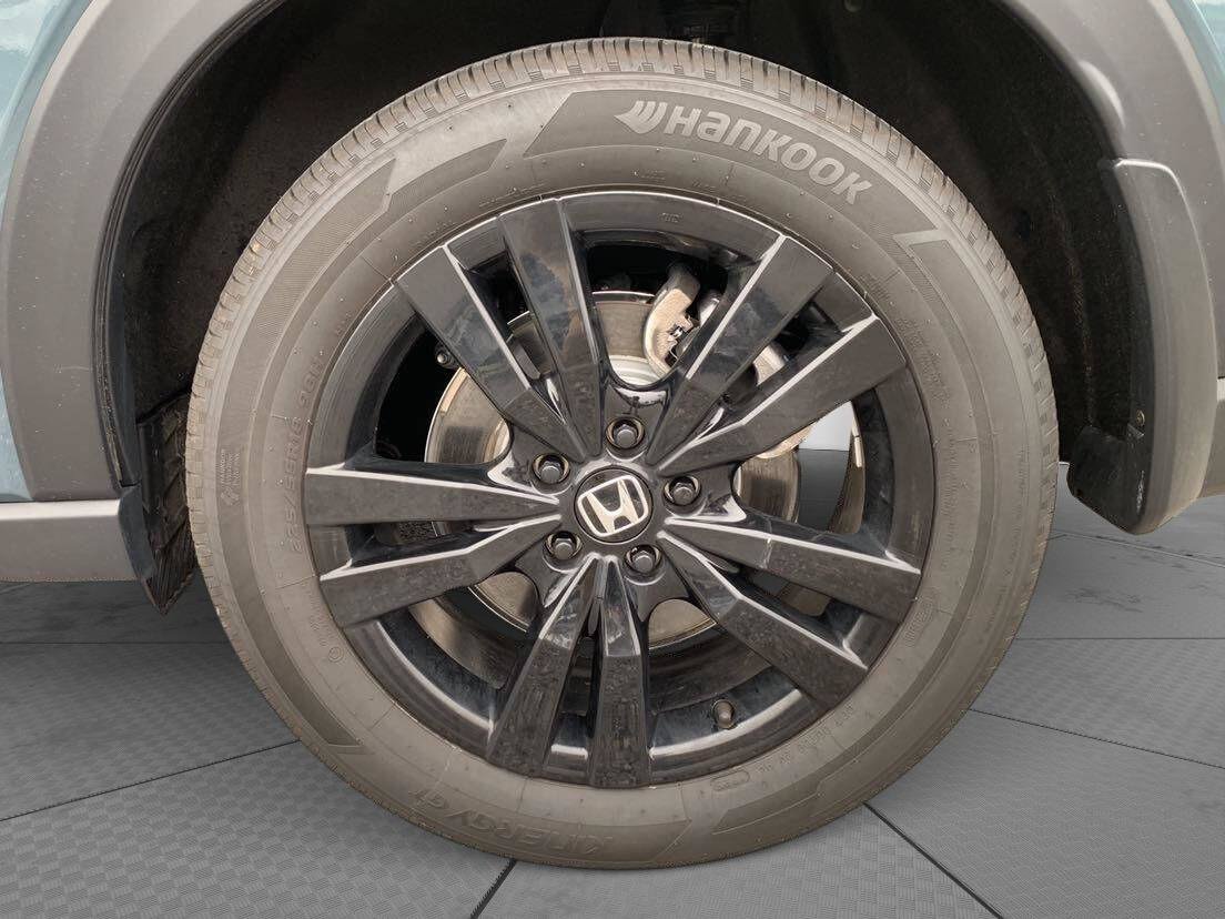 Certified 2026 Honda HR-V Sport image 9