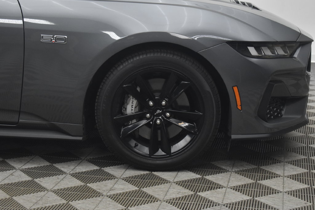 Used 2024 Ford Mustang GT RWD image 25