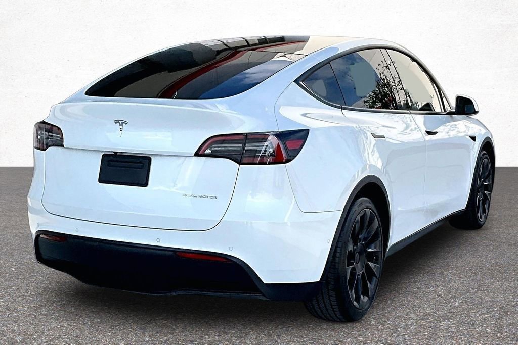 Used 2021 Tesla Model Y Long Range AWD/4WD image 7
