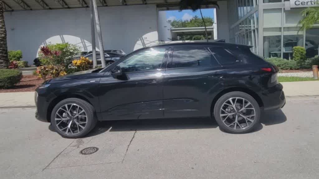 New 2026 Audi Q3 quattro 2.0T AWD/4WD image 5