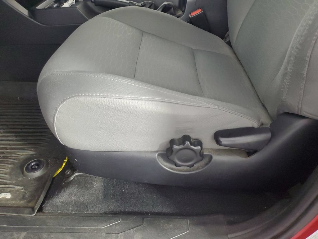 Used 2018 Toyota Tacoma SR5 RWD image 27