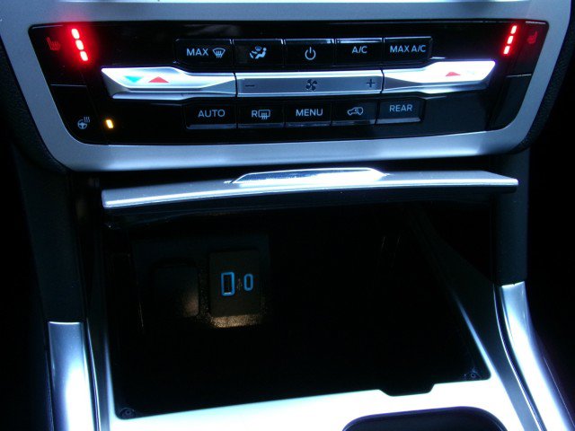 Certified 2024 Ford Explorer XLT w/ Equipment Group 202A AWD/4WD image 24